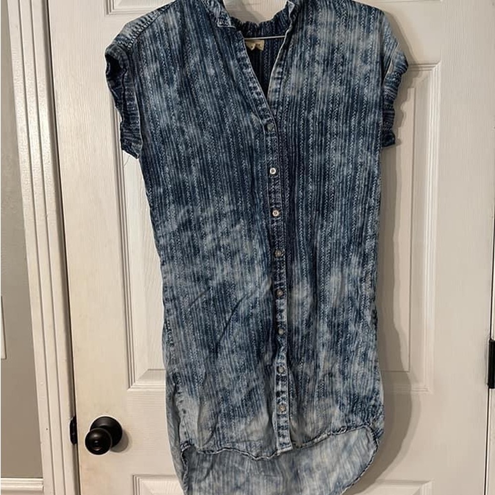 Cloth & Stone Acid Wash Chambray Shirt Dress small